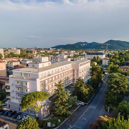 Hotel Terme Helvetia Абано Терме Екстериор снимка