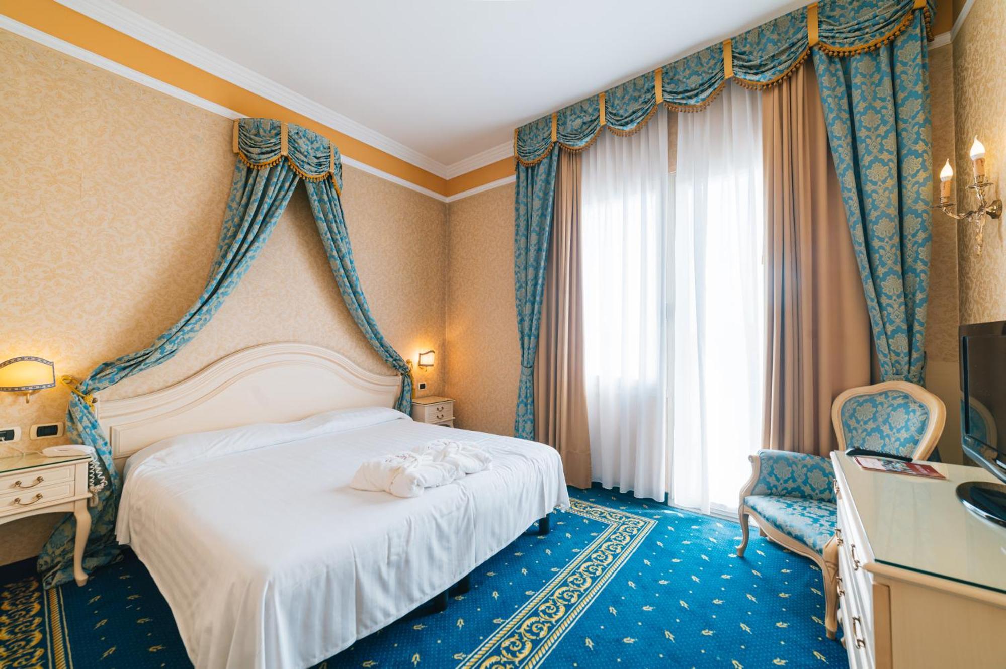 Hotel Terme Helvetia Абано Терме Екстериор снимка