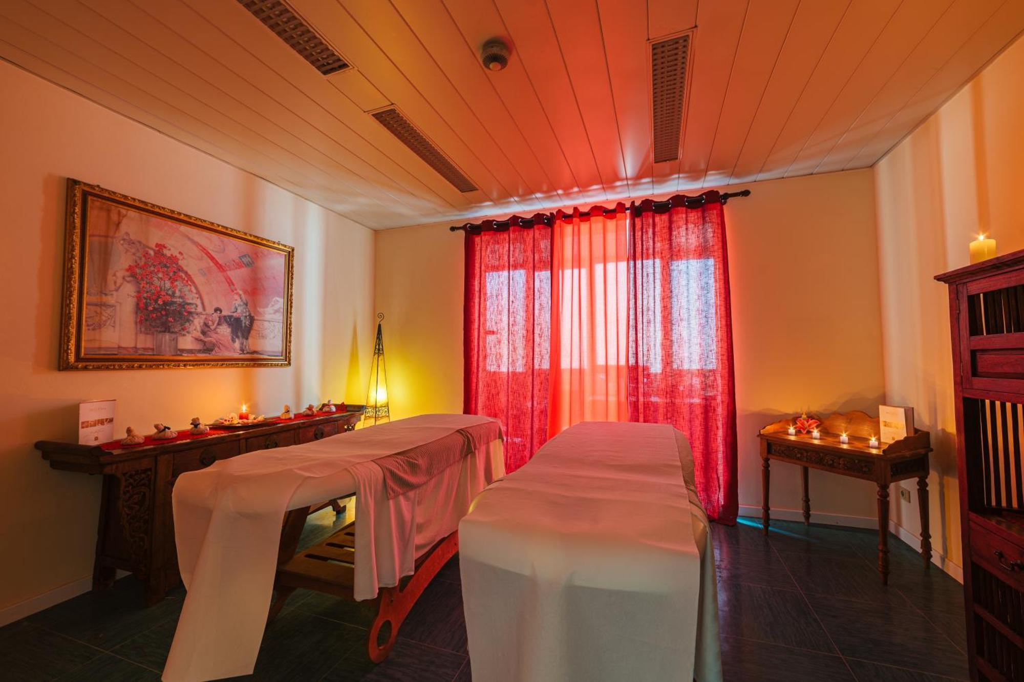 Hotel Terme Helvetia Абано Терме Екстериор снимка