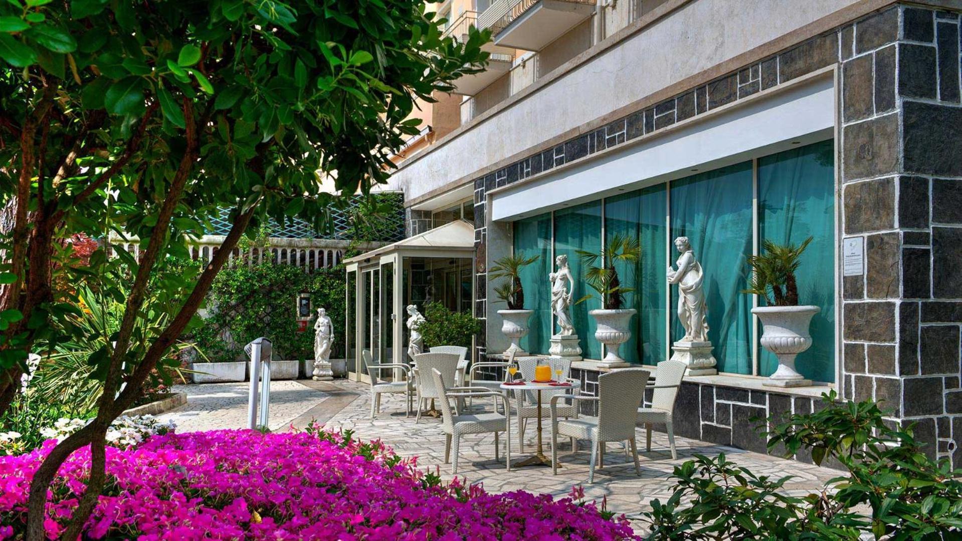 Hotel Terme Helvetia Абано Терме Екстериор снимка